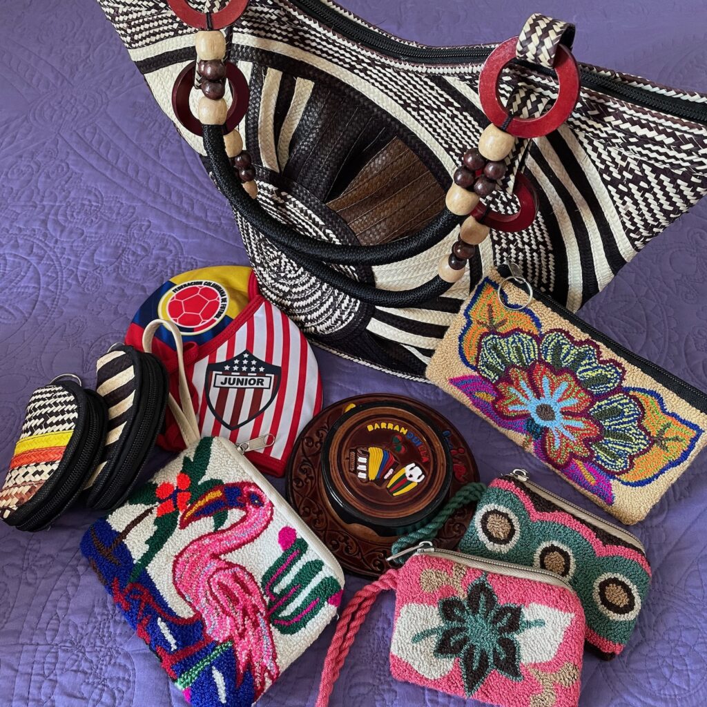 Canã flecha and Wayuu handcrafted bags are among the recuerdos from Galeria Artesanal & Comercial 72 in Barranquilla, Colombia, photo ©Kate Dana